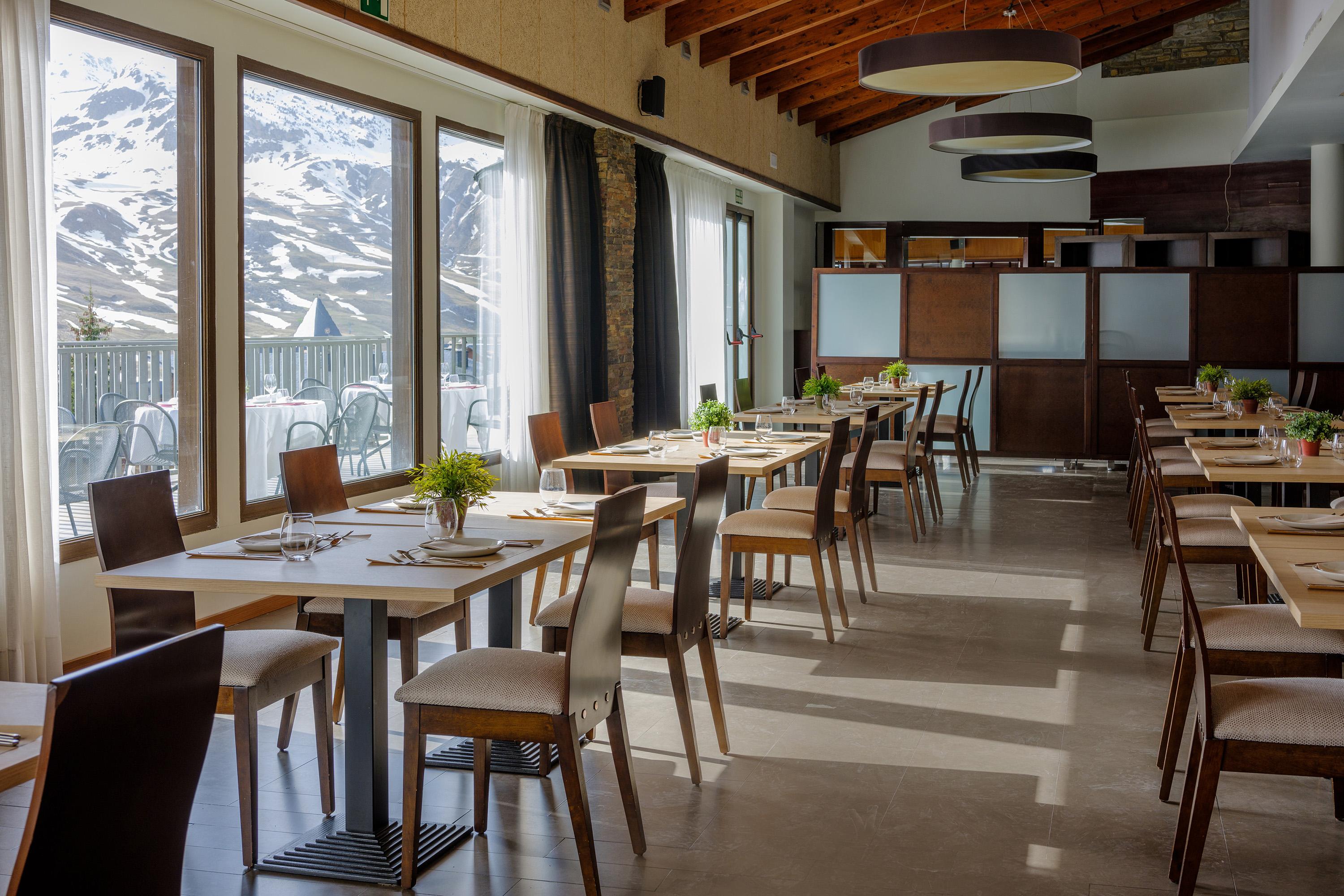 Hotel Snoe Aragon Hills Formigal Exteriér fotografie